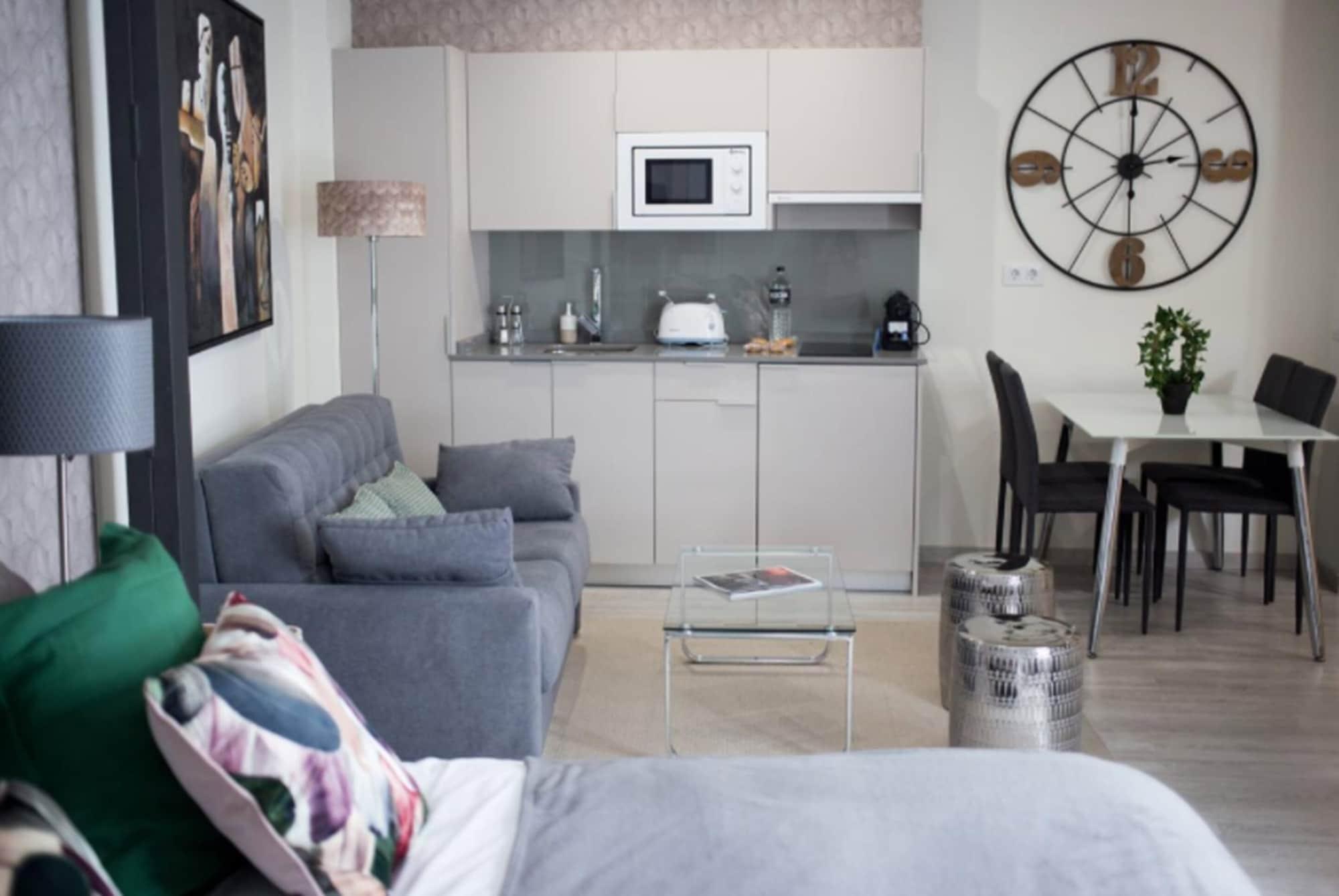 Feelathome Merced Apartments Málaga Eksteriør billede