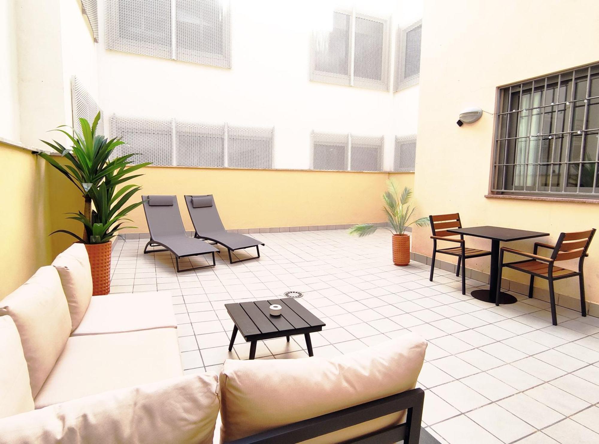 Feelathome Merced Apartments Málaga Eksteriør billede
